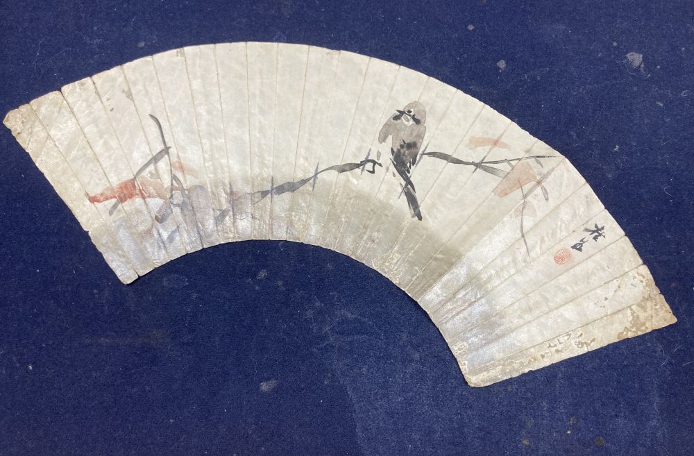 Two Japanese woodblock prints, 21 x 28cm and three painted unmounted fan leaves